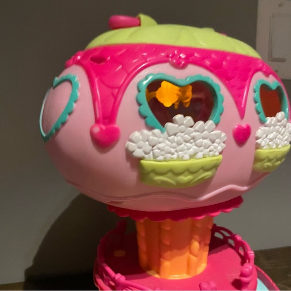 My little pony tree house for the little ponies Pink and Green Playset for Kids - Picture 13 of 13